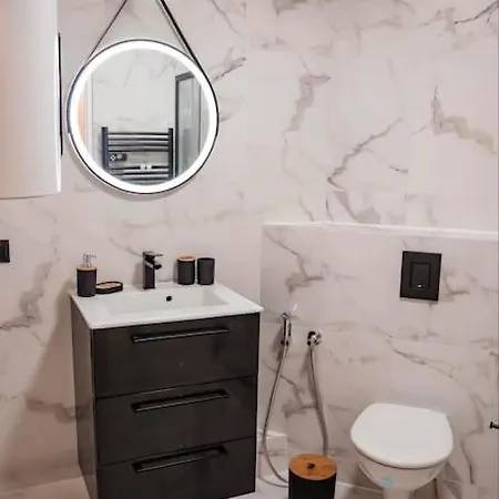 Elegant Neuf Acces Facile A Apartment *